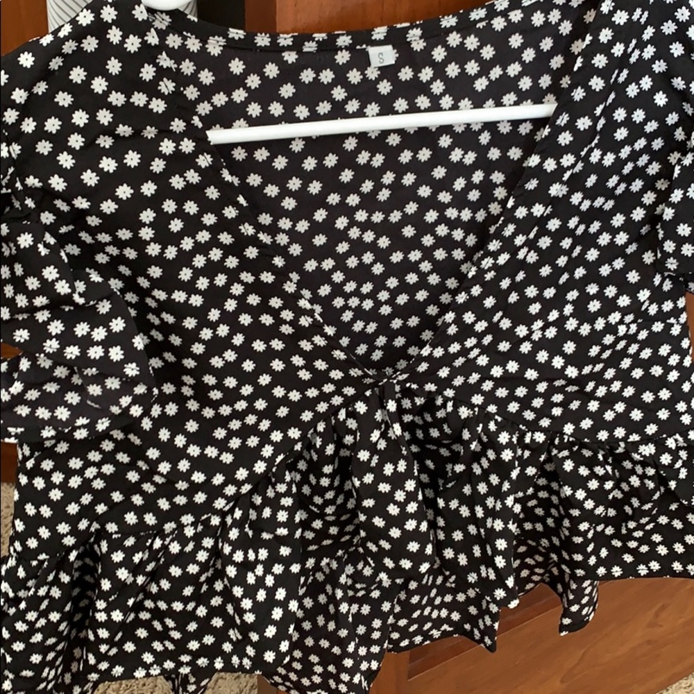 Shein flowy t shirt! So cute never worn!